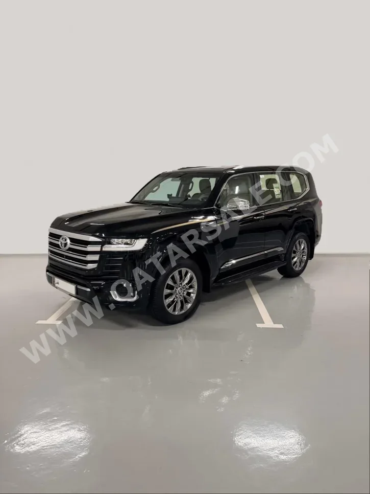Toyota  Land Cruiser  VX Twin Turbo  2024  Automatic  30,000 Km  6 Cylinder  Four Wheel Drive (4WD)  SUV  Black  With Warranty