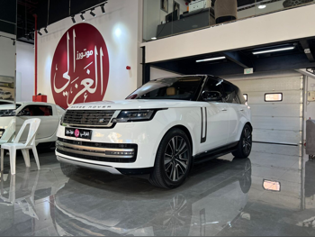 Land Rover  Range Rover  Vogue HSE  2022  Automatic  88,000 Km  8 Cylinder  Four Wheel Drive (4WD)  SUV  White  With Warranty