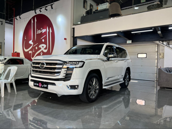 Toyota  Land Cruiser  VXR Twin Turbo  2024  Automatic  19,000 Km  6 Cylinder  Four Wheel Drive (4WD)  SUV  White  With Warranty