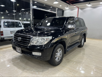 تويوتا  لاند كروزر  جي اكس ار  2009  اوتوماتيك  177,000 كم  8 سلندر  دفع رباعي  اس يو في  أسود