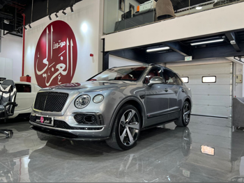 Bentley  Continental  GT First Edition  2017  Automatic  129,000 Km  12 Cylinder  Four Wheel Drive (4WD)  SUV  Gray