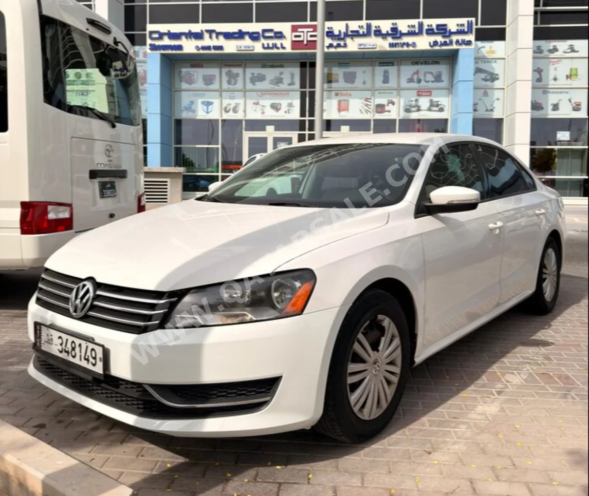 فوكس واغن  باسات  سي سي  2015  اوتوماتيك  164,000 كم  4 سلندر  سحب امامي  سيدان  أبيض