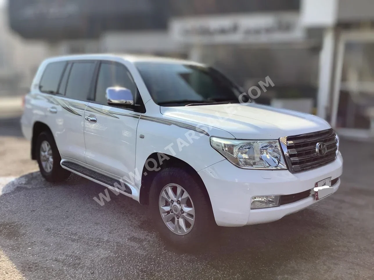 Toyota  Land Cruiser  GXR  2008  Automatic  322,000 Km  8 Cylinder  Four Wheel Drive (4WD)  SUV  White