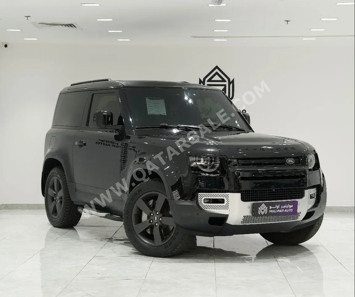 Land Rover  Defender  90 HSE  2023  Automatic  39,000 Km  6 Cylinder  Four Wheel Drive (4WD)  SUV  Black  With Warranty