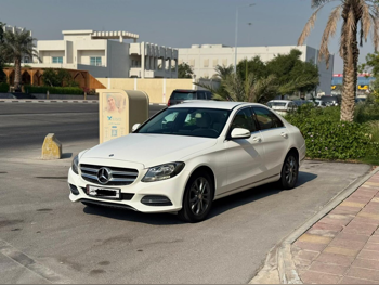 Mercedes-Benz C-Class 180 2015 Automatic 129,000 Km 4 Cylinder Rear Wheel Drive (RWD) Sedan White