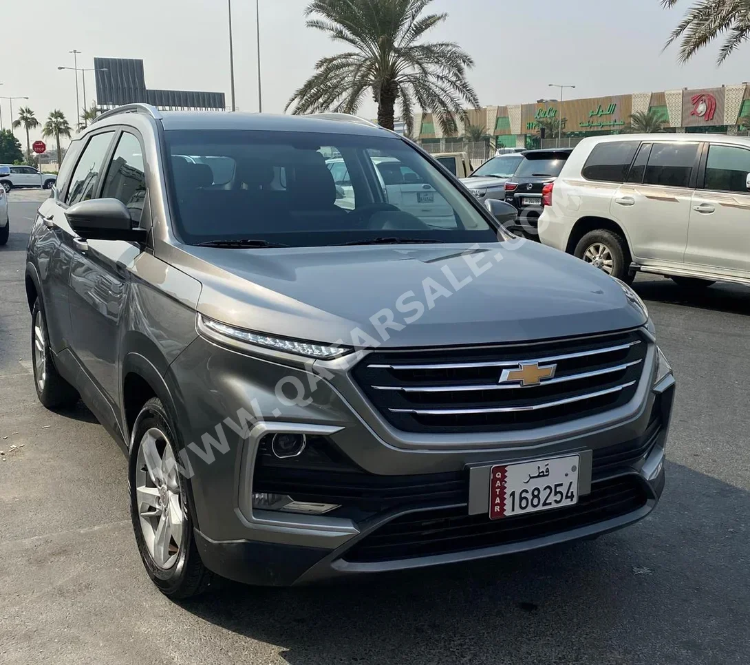 Chevrolet Captiva 2022 Automatic 13,000 Km 4 Cylinder Front Wheel Drive (FWD) SUV Gray With Warranty