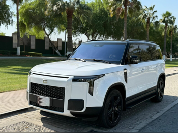 Rox Motor  Jishi  01  2025  Automatic  9,000 Km  4 Cylinder  Four Wheel Drive (4WD)  SUV  White