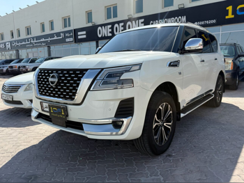 نيسان باترول بلاتنيوم 2014 اوتوماتيك 46,818 كم 8 سلندر دفع رباعي اس يو في أبيض