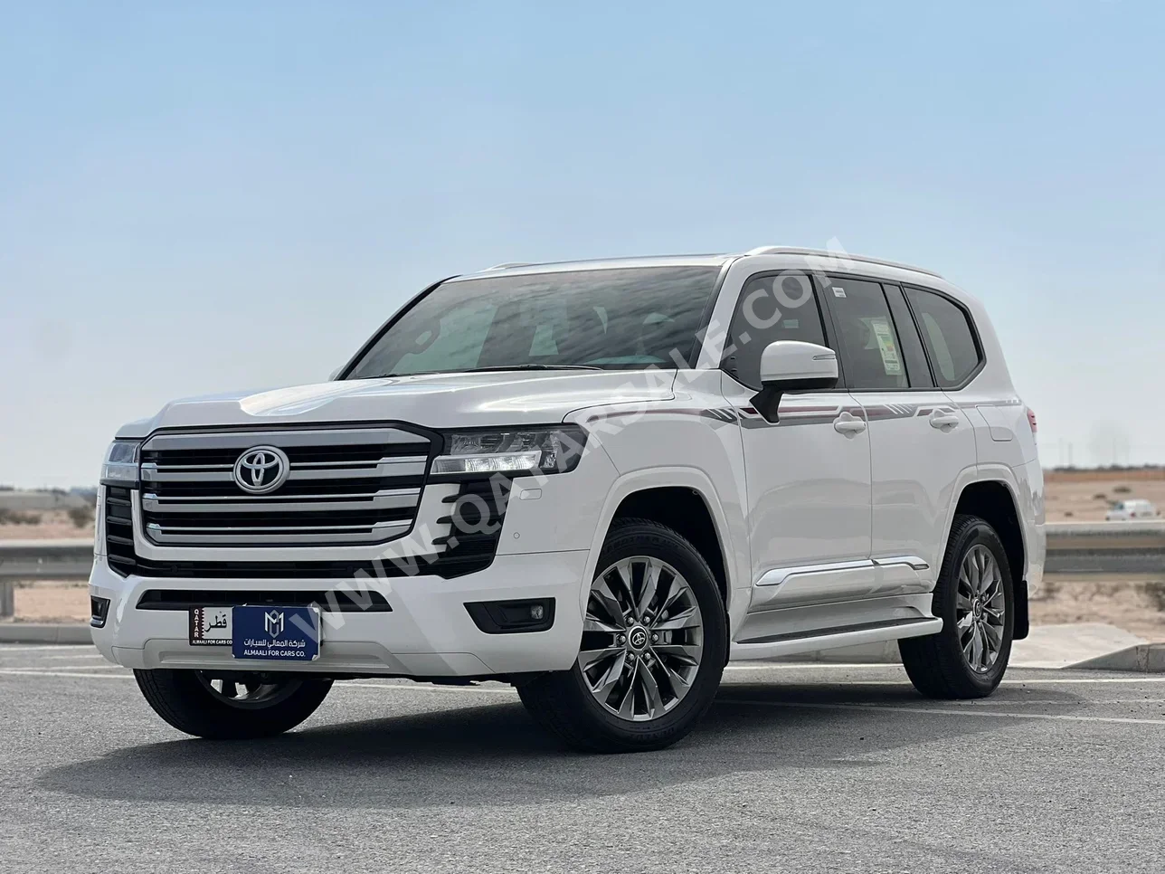 Toyota  Land Cruiser  GXR Twin Turbo  2025  Automatic  21,000 Km  6 Cylinder  Four Wheel Drive (4WD)  SUV  White  With Warranty