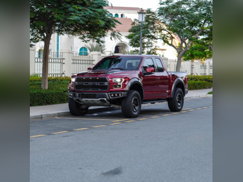 Ford Raptor SVT 2017 Automatic 116,000 Km 8 Cylinder Four Wheel Drive (4WD) Pick Up Maroon