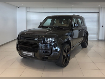 Land Rover  Defender  110 HSE  2023  Automatic  91,482 Km  6 Cylinder  Four Wheel Drive (4WD)  SUV  Black  With Warranty
