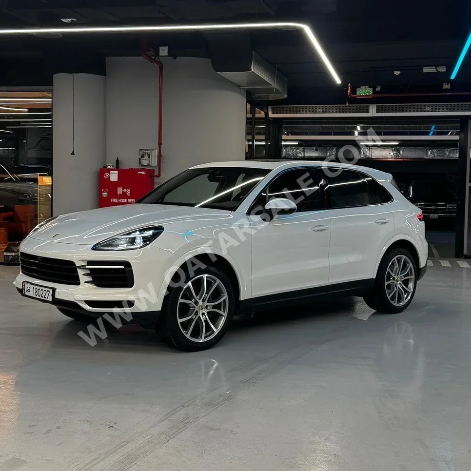 Porsche  Cayenne  S  2019  Automatic  80,000 Km  8 Cylinder  Four Wheel Drive (4WD)  SUV  White  With Warranty