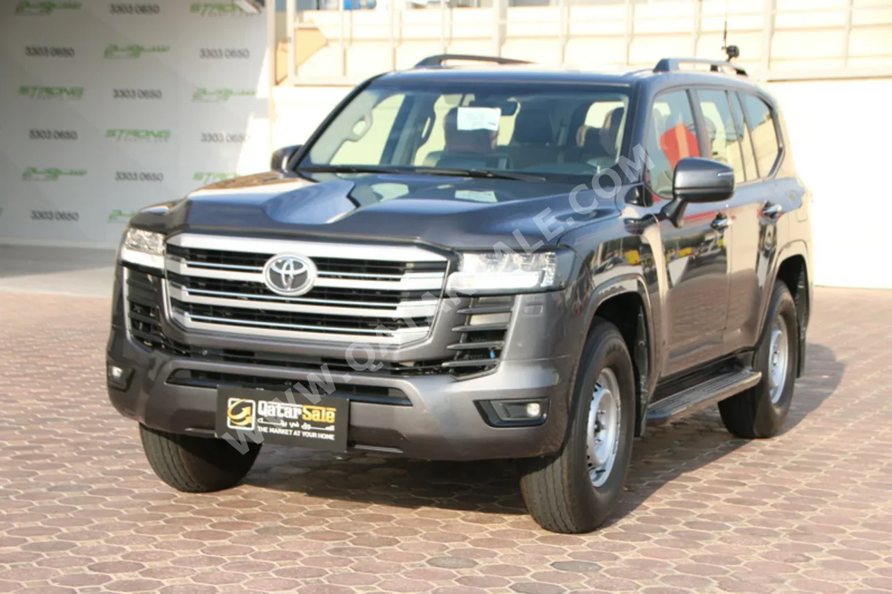 Toyota  Land Cruiser  GXR Twin Turbo  2022  Automatic  86,000 Km  6 Cylinder  Four Wheel Drive (4WD)  SUV  Gray