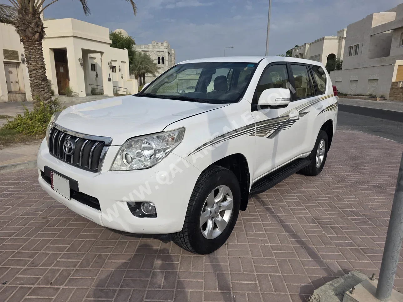 Toyota  Prado  TXL  2012  Automatic  225,000 Km  6 Cylinder  Four Wheel Drive (4WD)  SUV  White
