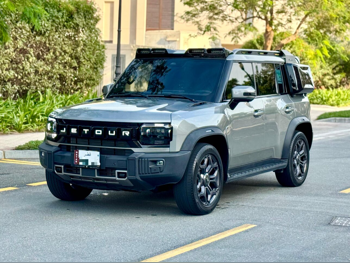 جيتور  تي 2  لكجري  2025  اوتوماتيك  39,000 كم  4 سلندر  دفع رباعي  اس يو في  رمادي  تحت الضمان