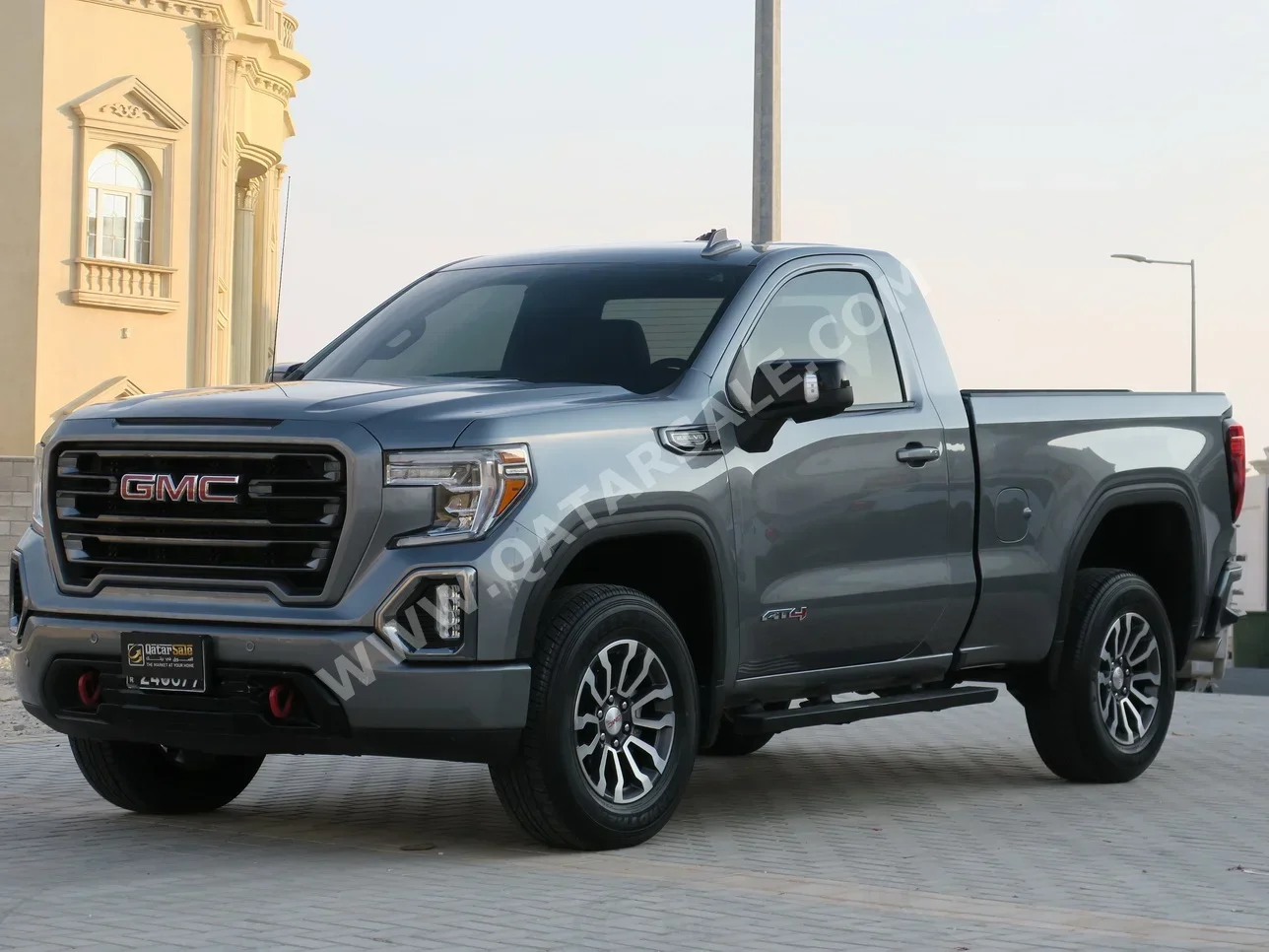 GMC Sierra AT4 2021 Automatic 55,000 Km 8 Cylinder Four Wheel Drive (4WD) Pick Up Gray With Warranty