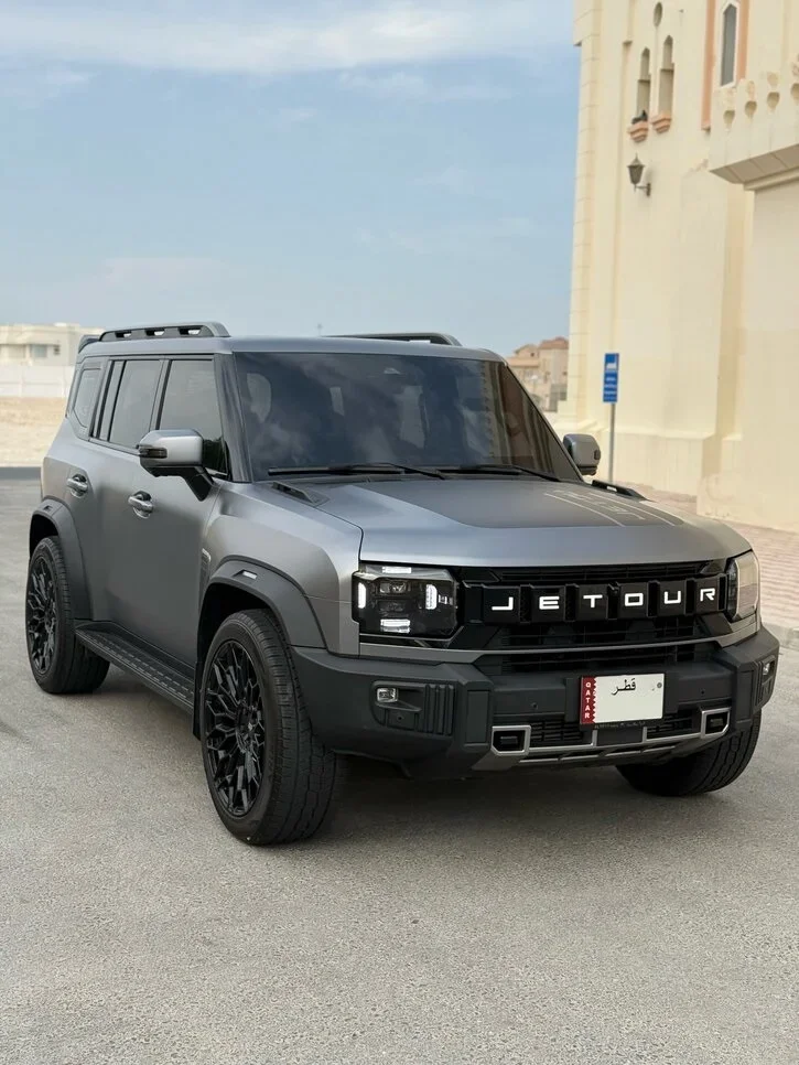 جيتور تي 2 لكجري 2024 اوتوماتيك 30,000 كم 4 سلندر دفع رباعي اس يو في رمادي مطفي تحت الضمان