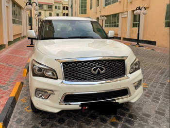 Infiniti  QX  80  2016  Automatic  104,000 Km  8 Cylinder  Four Wheel Drive (4WD)  SUV  Beige