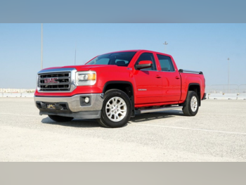 جي ام سي  سييرا  اس ال اي  2014  اوتوماتيك  94,000 كم  8 سلندر  دفع رباعي  بيكب  أحمر