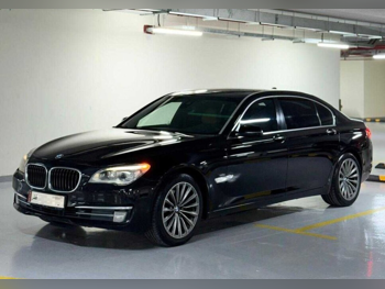 بي ام دبليو الفئة - السابعة 730 Li 2014 تبترونك 200,000 كم 6 سلندر دفع خلفي سيدان أسود