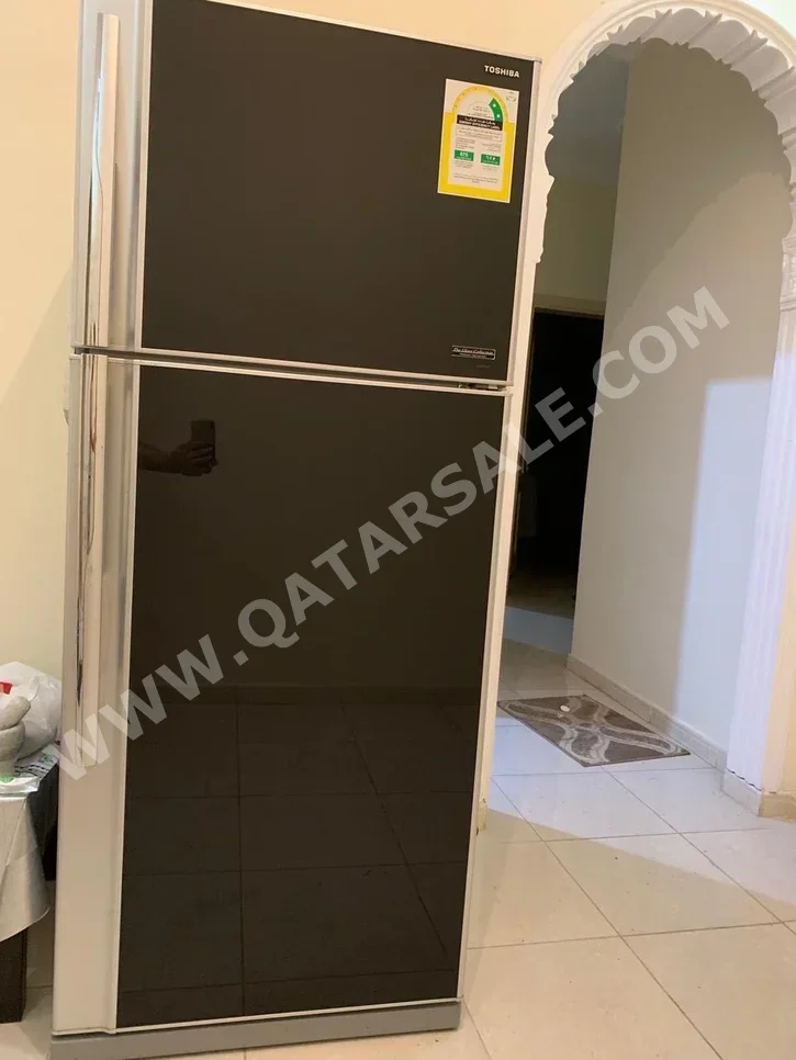 توشيبا  ثلاجة تقليدية