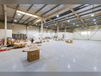 مخازن و مستودعات - الوكرة  - بركة العوامر  -المساحة: 2000 متر مربع