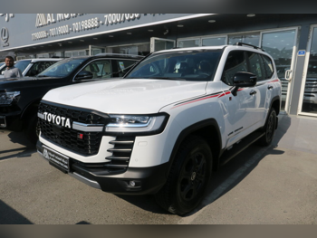 Toyota Land Cruiser GR Sport Twin Turbo 2024 Automatic 0 Km 6 Cylinder Four Wheel Drive (4WD) SUV White With Warranty