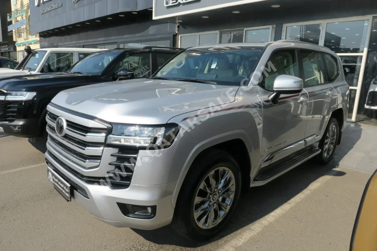 تويوتا لاند كروزر جي اكس ار توين توربو 2025 اوتوماتيك 0 كم 6 سلندر دفع رباعي اس يو في فضي تحت الضمان