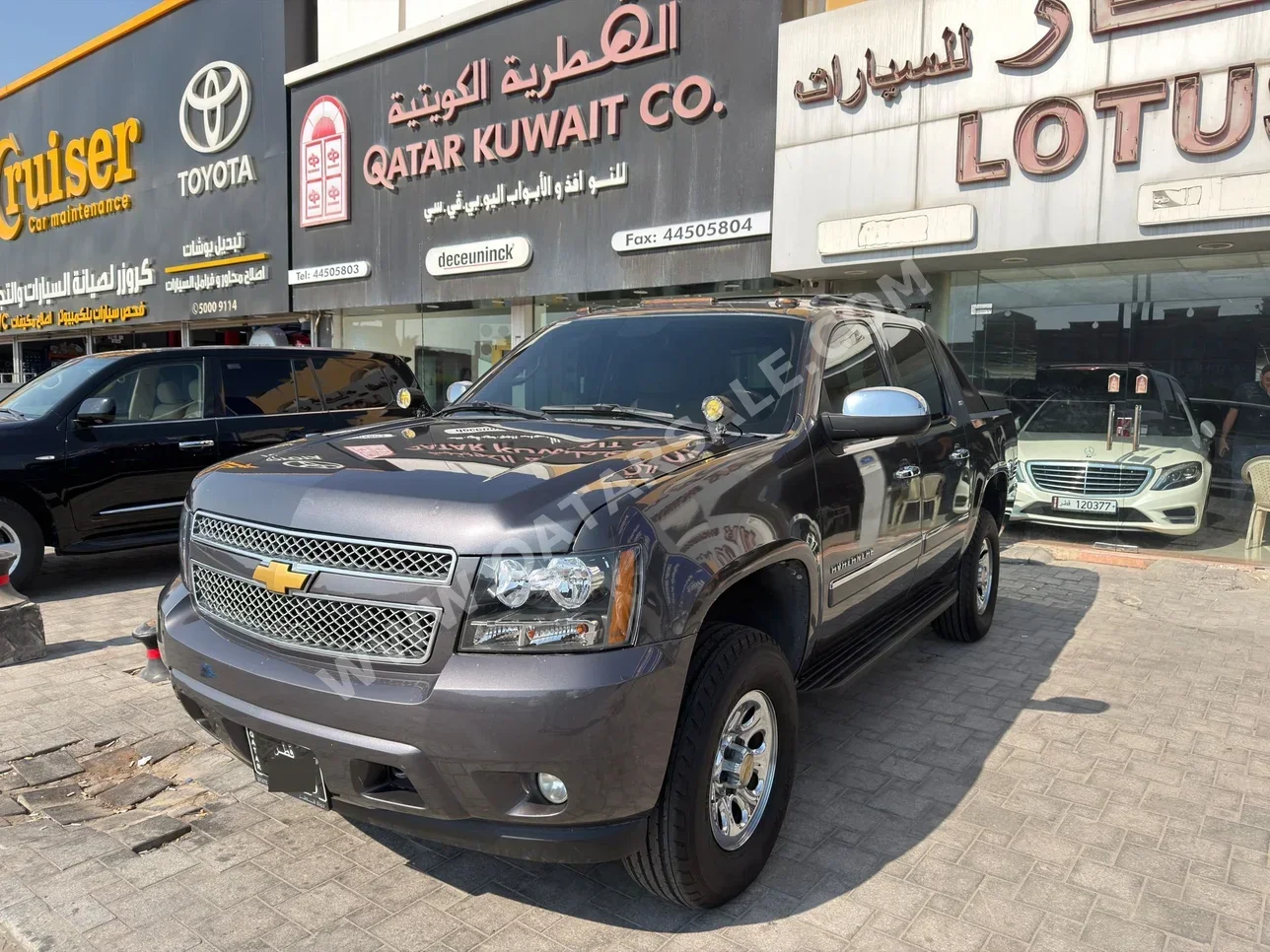 شفروليه  افلانش  ال تي زد  2011  اوتوماتيك  77,000 كم  8 سلندر  دفع رباعي  اس يو في  رمادي