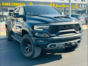 دودج  رام  تي أر إكس  2023  اوتوماتيك  35,000 كم  8 سلندر  دفع رباعي  بيكب  أسود  تحت الضمان
