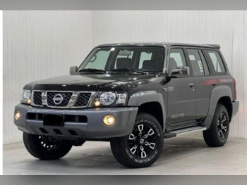 نيسان  باترول  سوبر سفاري  2024  عادي  3,000 كم  6 سلندر  دفع رباعي  اس يو في  أسود  تحت الضمان