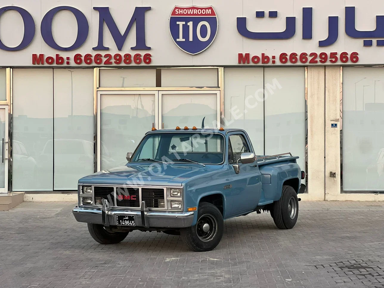 جي ام سي كلاسيك 1983 عادي 66,000 كم 8 سلندر دفع خلفي بيكب ازرق