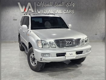 Lexus  LX  470  2003  Automatic  330,000 Km  8 Cylinder  Four Wheel Drive (4WD)  SUV  Silver