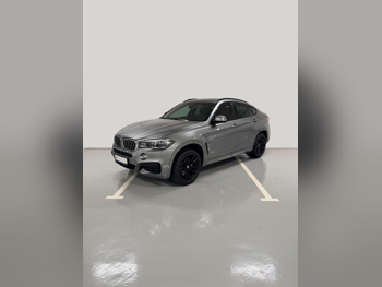 BMW  X-Series  X6 50i  2018  Automatic  98,000 Km  8 Cylinder  Four Wheel Drive (4WD)  SUV  Dark Gray