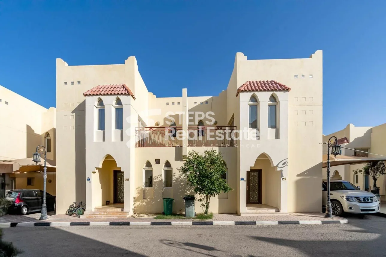 سكن عائلي  - نصف مفروشة  - الريان  - الوعب  - 4 غرف نوم