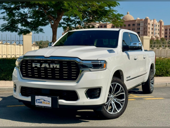 دودج  رام  تنكستين  2025  اوتوماتيك  8,000 كم  6 سلندر  دفع رباعي  بيكب  أبيض  تحت الضمان