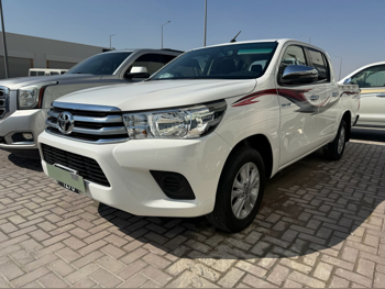 Toyota Hilux SR5 2023 Automatic 97,000 Km 4 Cylinder Four Wheel Drive (4WD) Pick Up White