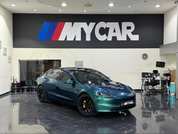 تسلا  مودل 3  2024  اوتوماتيك  49,000 كم  0 سلندر  دفع كلي مستمر  سيدان  أخضر  تحت الضمان