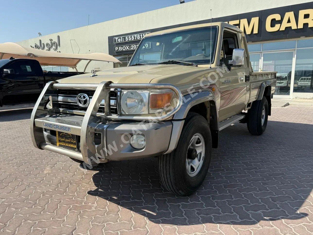تويوتا لاند كروزر ال اكس 2012 عادي 86,000 كم 6 سلندر دفع رباعي بيكب أبيض
