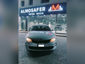 كيا  اوبتما  2.4  2016  اوتوماتيك  214,000 كم  4 سلندر  دفع خلفي  سيدان  أبيض