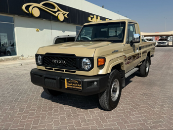 Toyota  Land Cruiser  LX  2024  Automatic  14,000 Km  6 Cylinder  Four Wheel Drive (4WD)  Pick Up  Beige  With Warranty