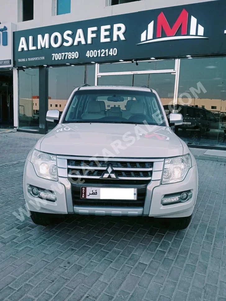 Mitsubishi  Pajero  3.5  2021  Automatic  61,800 Km  6 Cylinder  Four Wheel Drive (4WD)  SUV  White