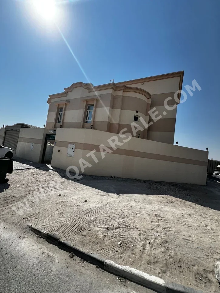 سكن عائلي  - غير مفروشة  - أم صلال  - أم صلال علي  - 6 غرف نوم