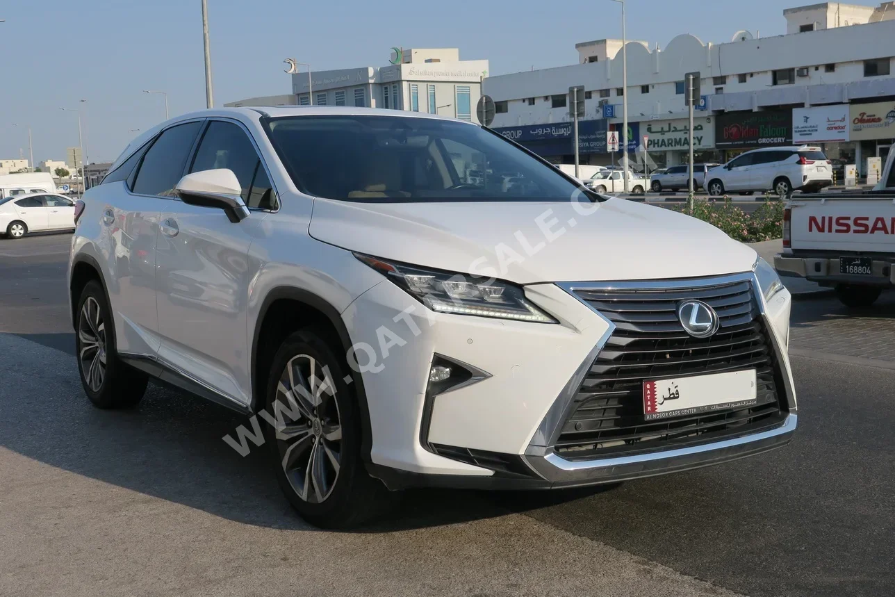لكزس  ار اكس  350  2016  اوتوماتيك  131,000 كم  6 سلندر  دفع رباعي  اس يو في  أبيض