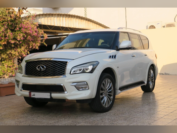 انفنيتي كيو اكس 80 2016 اوتوماتيك 308,000 كم 8 سلندر دفع رباعي اس يو في أبيض