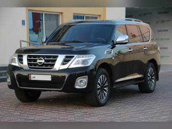 Nissan  Patrol  Platinum  2013  Automatic  170,000 Km  8 Cylinder  Four Wheel Drive (4WD)  SUV  Black
