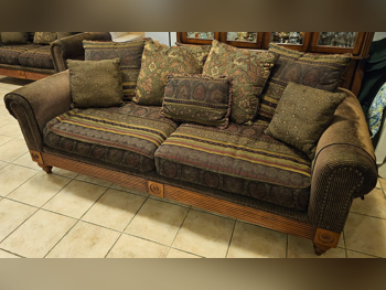 الأرائك والكنب والكراسي هوم سينتر  طقم كنب  - قماش  - بني