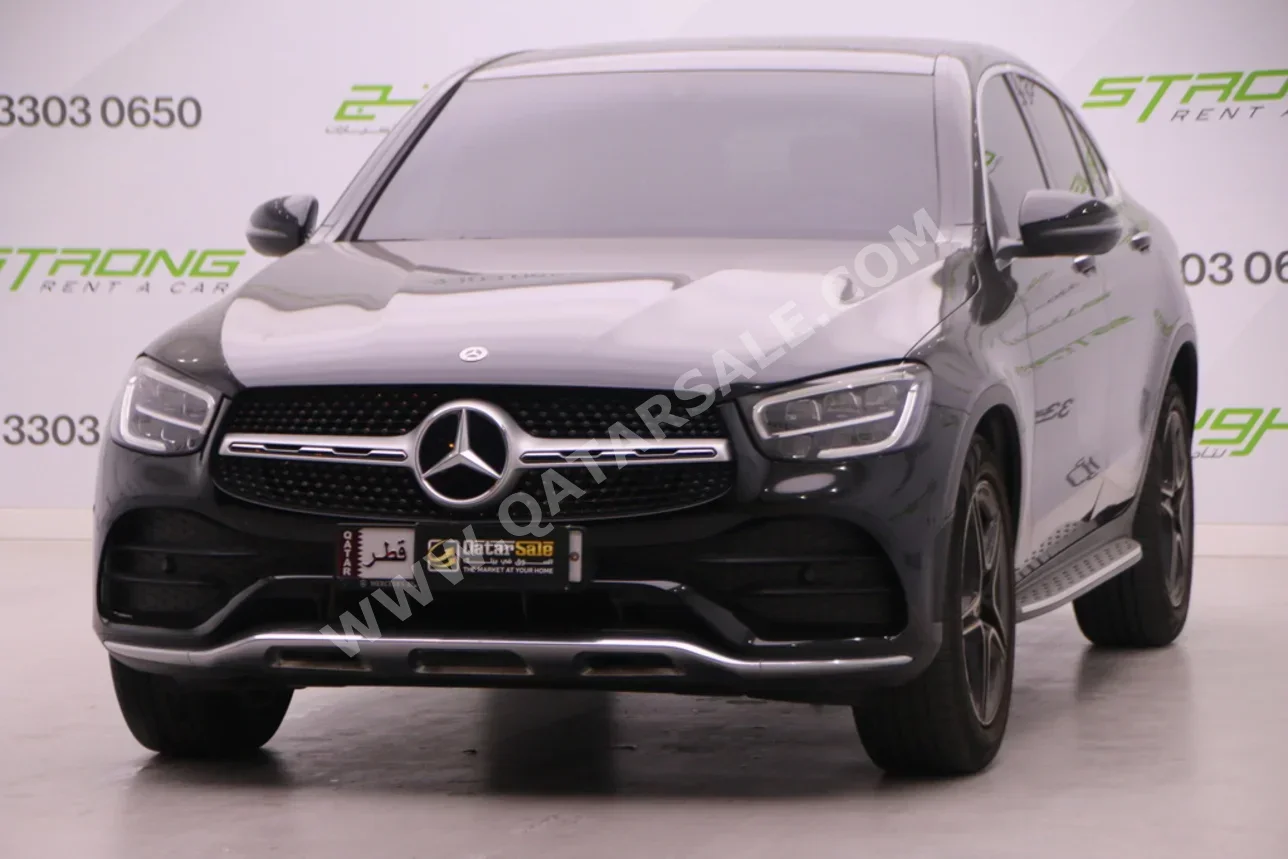 مرسيدس - بنز  جي ال سي  200  2023  اوتوماتيك  48,000 كم  4 سلندر  دفع رباعي  اس يو في  أسود  تحت الضمان