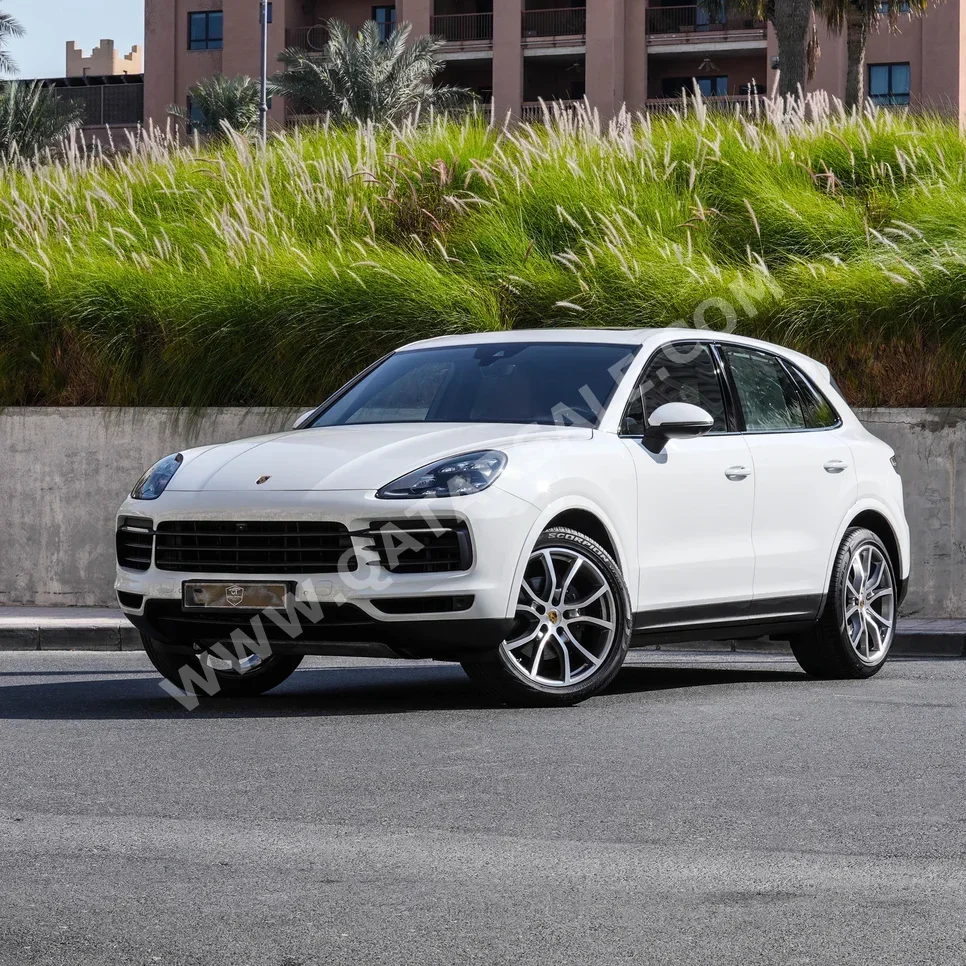 بورش  كيان  2018  اوتوماتيك  78,000 كم  6 سلندر  دفع رباعي  اس يو في  أبيض  تحت الضمان