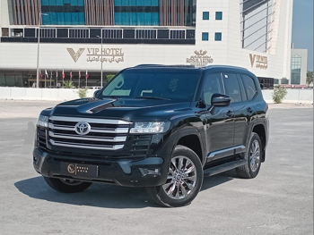 Toyota  Land Cruiser  GXR Twin Turbo  2024  Automatic  43,000 Km  6 Cylinder  Four Wheel Drive (4WD)  SUV  Black  With Warranty